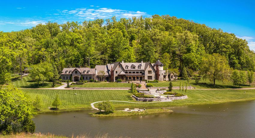 28. Tennessee Mansion