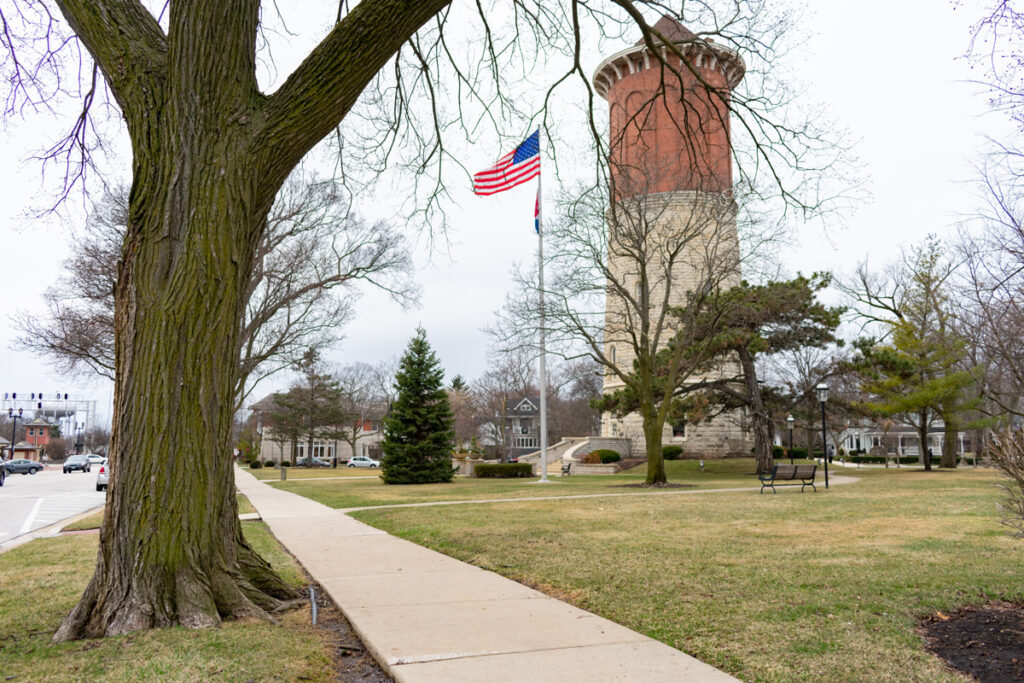 Best Places to Live in Illinois in 2021 [Backed Up By Research]